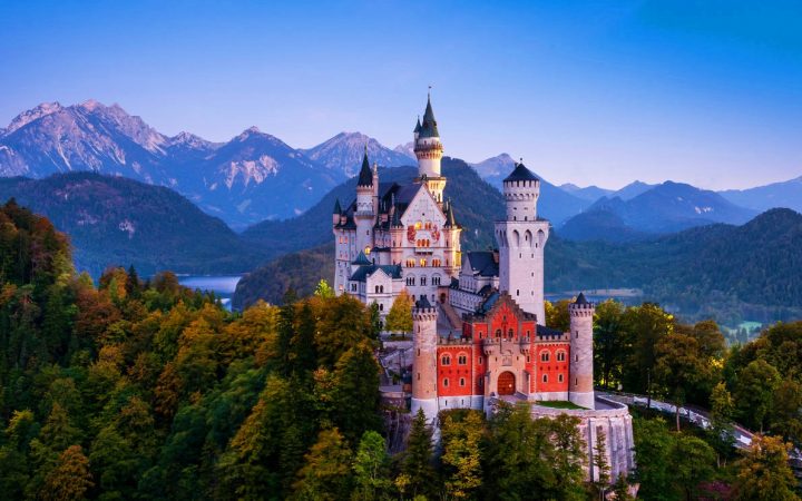 Neuschwanstein, Castelul Frumoasei din Padurea Adormita