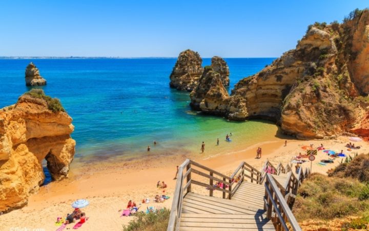 Snorkeling, plimbari cu barca si rasfat la soare, in Algarve