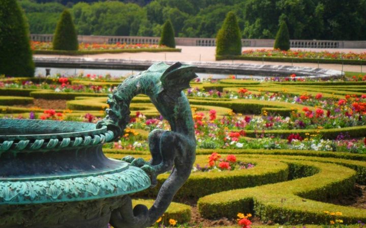Palatul și Grădinile Versailles