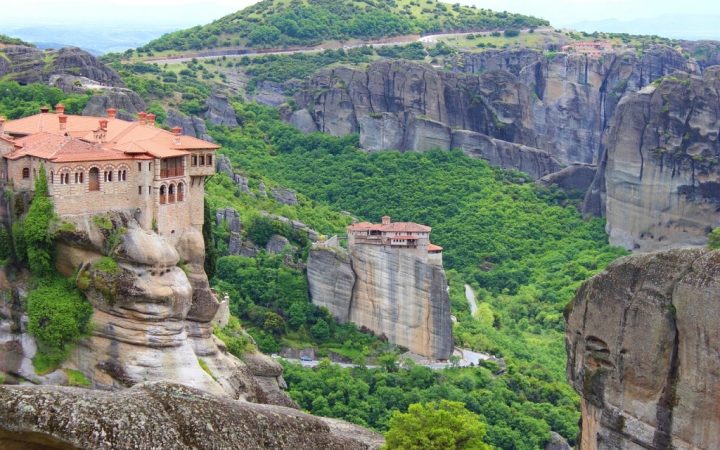Mănăstirile de la Meteora, locul care sfidează timpul