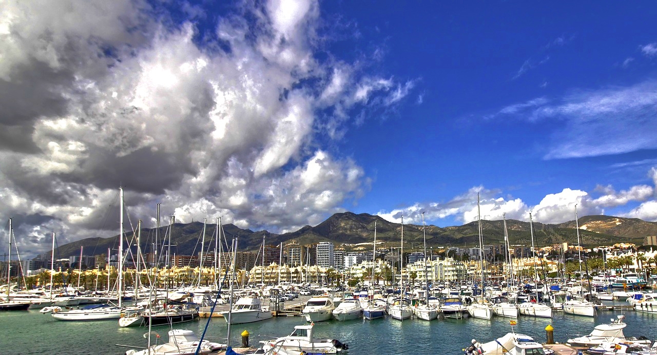 Benalmadena, peisaje ce îți taie respirația
