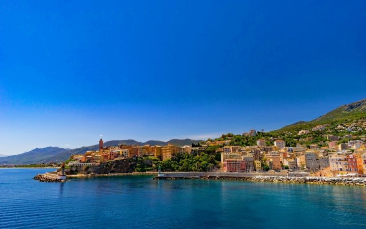 Insula Corsica