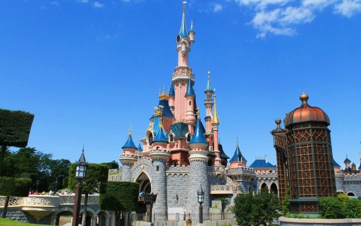 Distracție în familie la Disneyland Paris