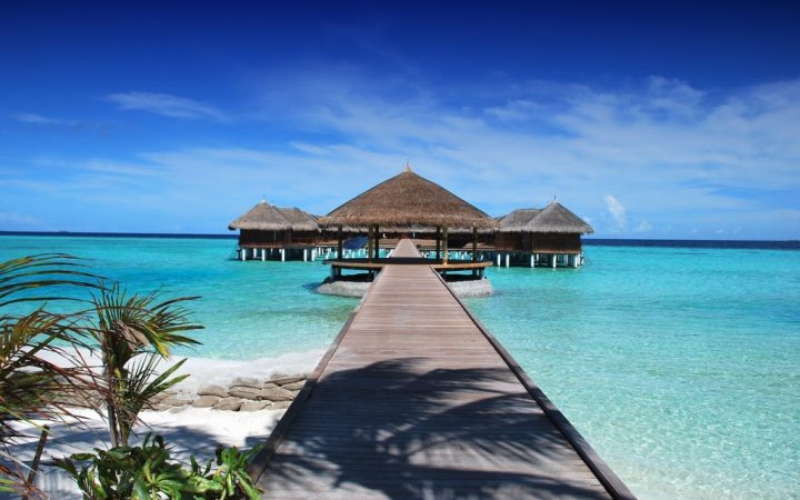 Fă plajă pe cele mai fine nisipuri din lume – Maldive