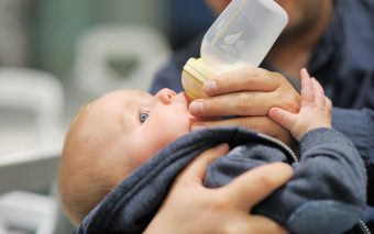 Deshidratarea la bebeluși. Cum să acționezi și ce e de făcut?