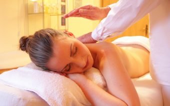 Beneficiile masajului pentru sănătate sunt multiple, unele dintre ele fiind de-a dreptul surprinzătoare.