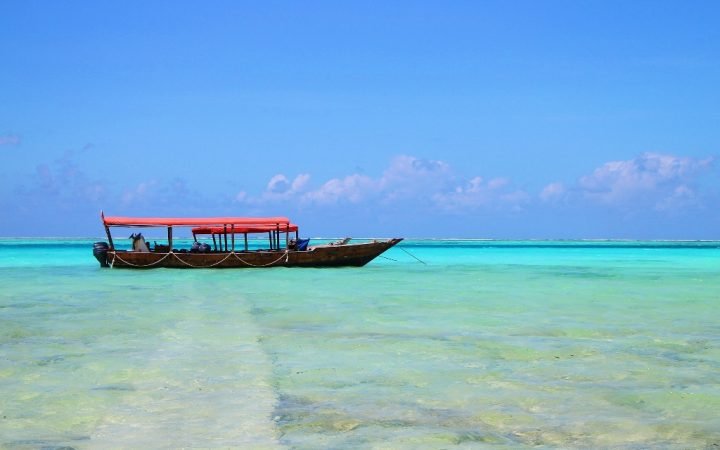 Safari Blue în Zanzibar