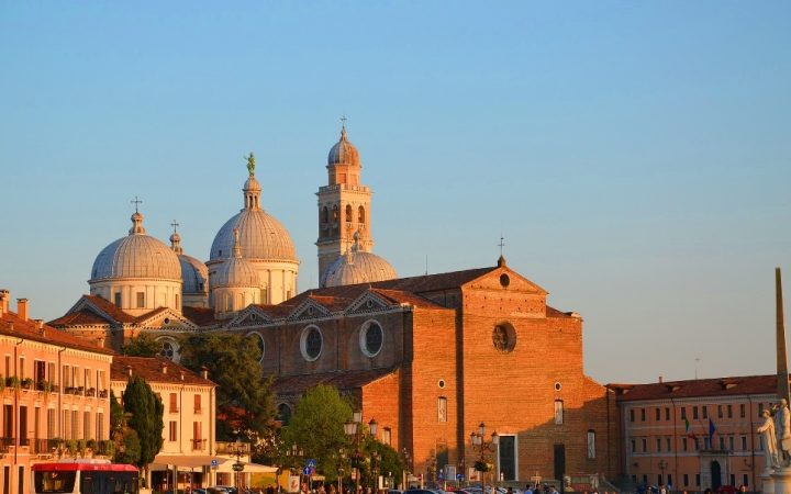 Padova, unul dintre orașele-universitare de prestigiu ale Italiei