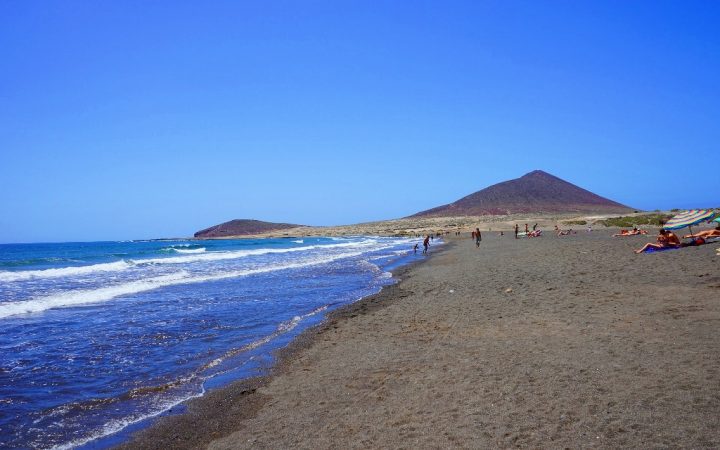 Cea mai spectaculoasă plajă naturală: Playa El Medano
