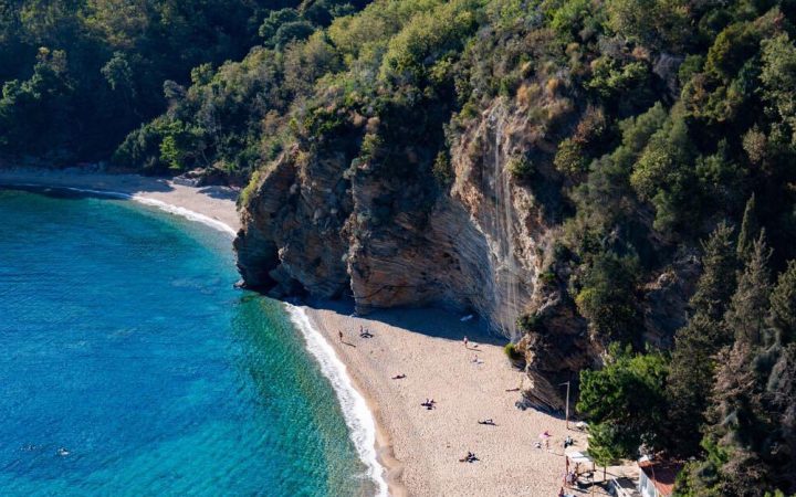 Plaja Mogren, Muntenegru