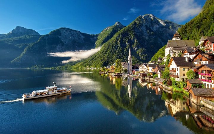 Orașe de pe lacuri: Hallstatt