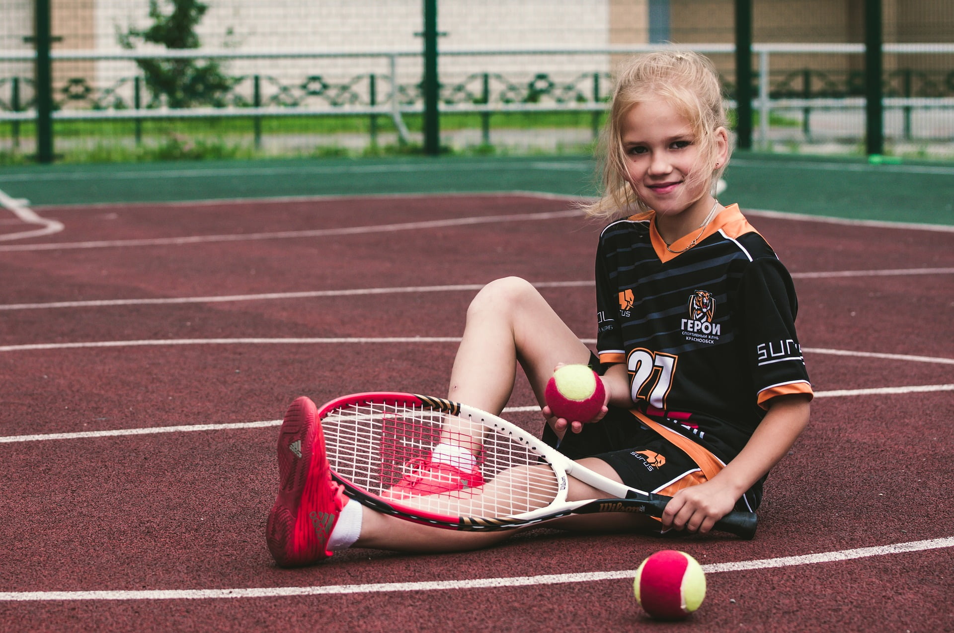 Beneficiile tenisului pentru copii. De ce să practice copiii acest sport?