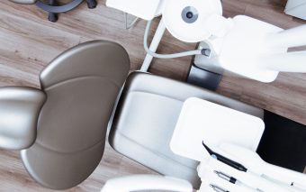 Hipnoza medicală alungă frica de dentist