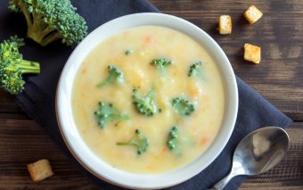 Supă de conopidă și broccoli. O porție de vitamine de toamnă