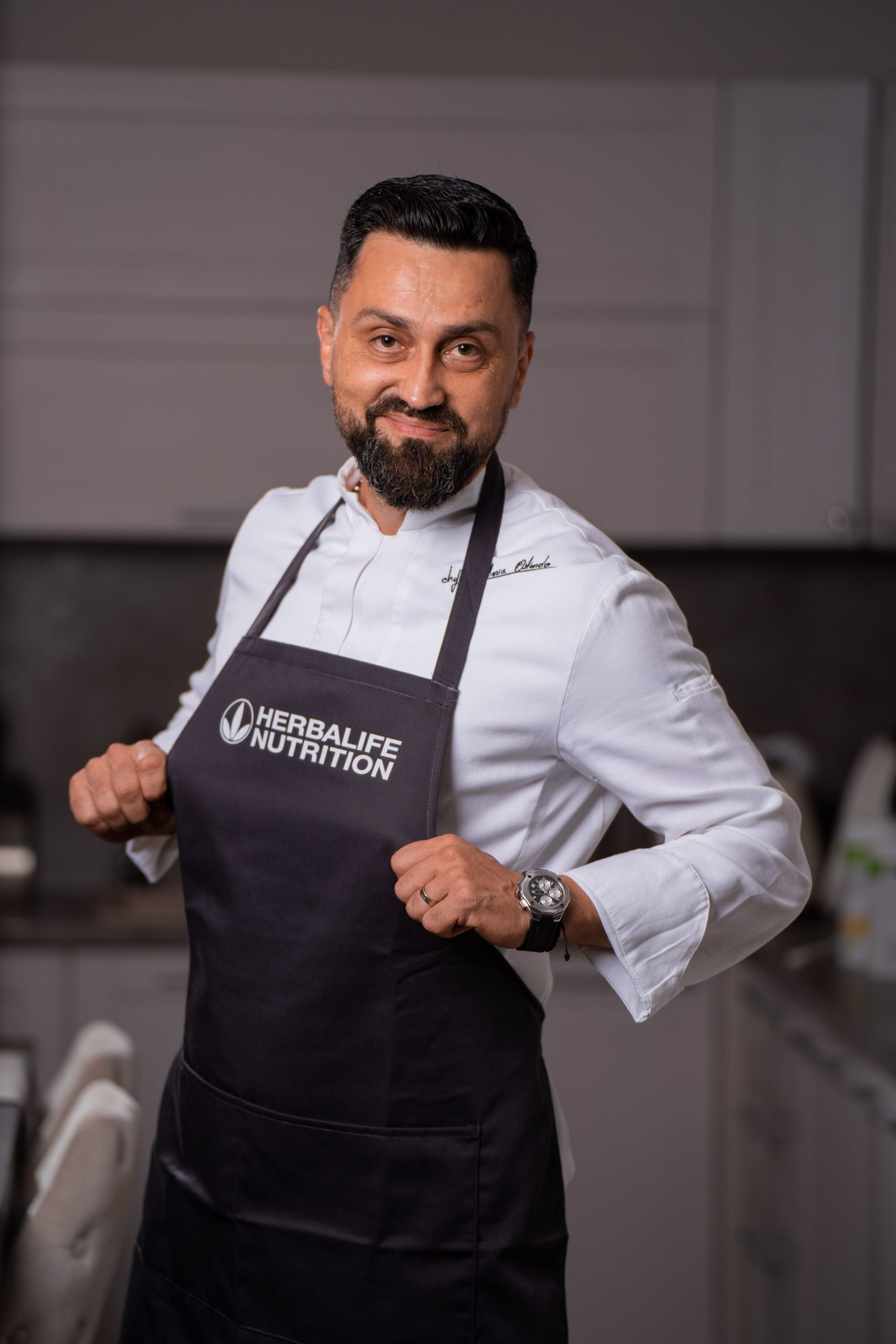 Herbalife Nutrition reinventează gătitul împreună cu Chef Orlando Zaharia