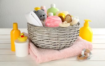 5 lucruri esențiale pentru baia nou-născutui