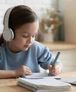 14 motive bune pentru care copiii ar trebui să studieze muzica
