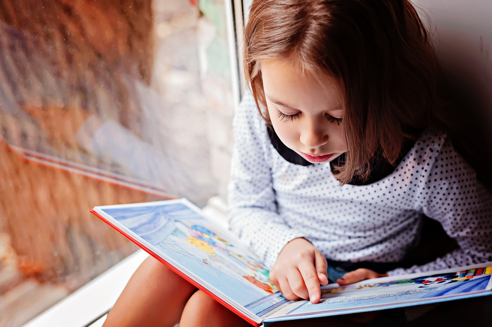 Cititul este bun pentru copii. Iată 5 beneficii ale lecturii pentru cei mici