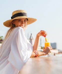 Cum faci față căldurii? 6 sfaturi despre alimentația vara