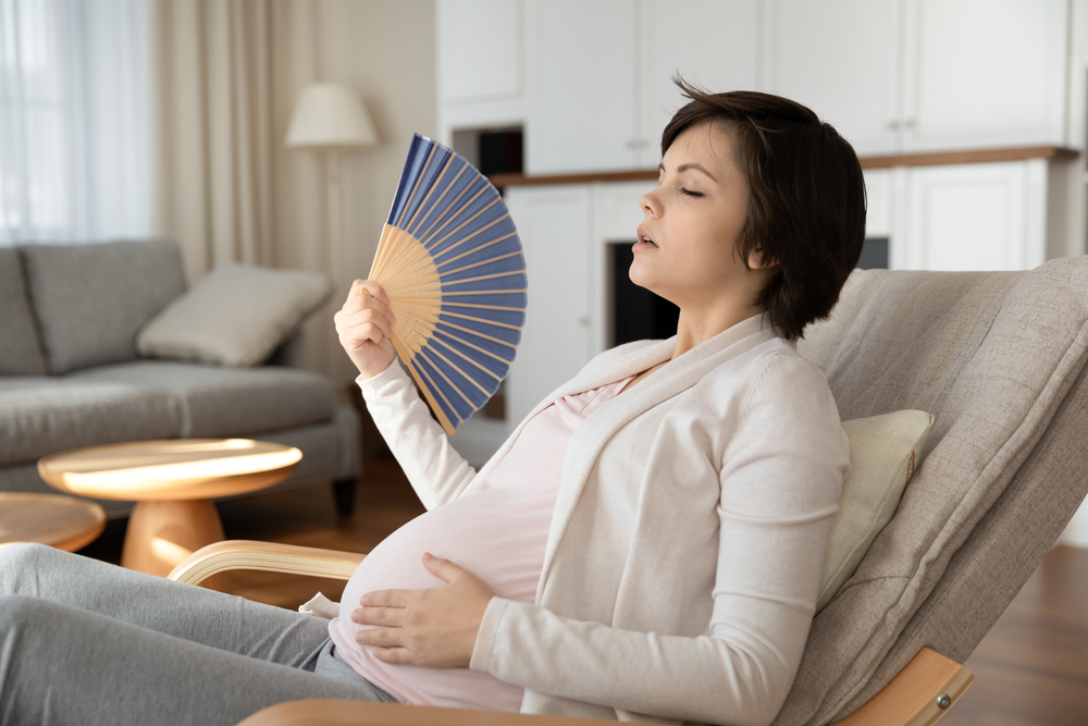 Cum afectează căldura femeile însărcinate?