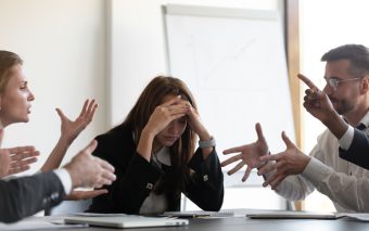 7 sfaturi pentru a gestiona stresul la locul de muncă