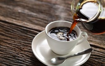 Potrivit unui studiu publicat în Clinical Nutrition, Consumul de cafea poate contribui la reducerea riscului de diabet de tip 2
