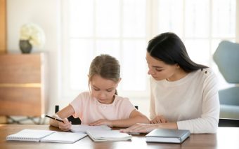 Cum motivezi copilul să învețe? 8 reguli de care să ții cont