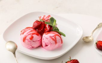 Înghețată de căpșuni: rețetă rapidă