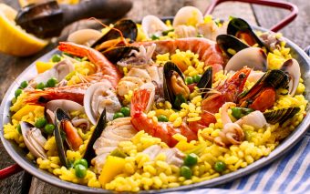 Paella de pește - un preparat bogat, gustos și foarte apreciat
