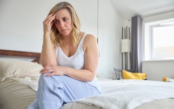 7 simptome care anunță menopauza