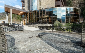 Cea de-a treia ediție a Azuga Under the Stars îi aduce în România