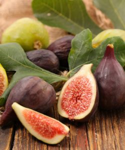 12 beneficii uimitoare ale consumului de smochine