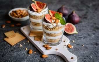 Cupă de mascarpone și smochine - desertul care se naște din inspirație