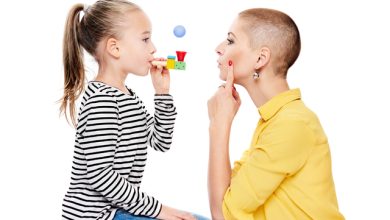 Întârzierea limbajului la bebeluși: 5 strategii care stimulează vorbirea