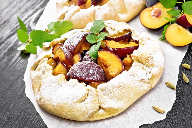 Galette cu prune – Un cufăr de comori parfumat cu o umplutură suculentă perfectă