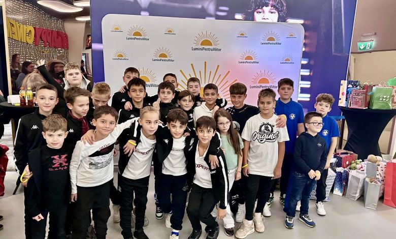 O zi plină de zâmbete și fapte bune la Happy Cinema Colosseum – Asociația „Lumini pentru Viitor” aduce bucurie copiilor din mediul rural ! 
