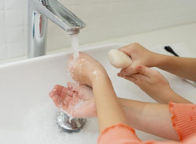 Igiena începe cu mâinile: 5 sfaturi pentru cei mici