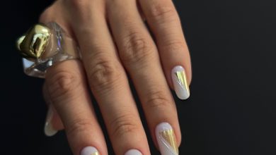 Manichiură de sărbătoare: strălucire care fură privirile