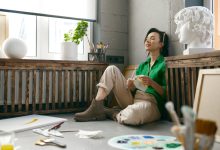 Detoxifiere digitală: cum să-ți regăsești liniștea prin mici plăceri 