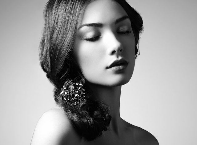 Half up – half down: lookul elegant al petrecerilor de iarnă