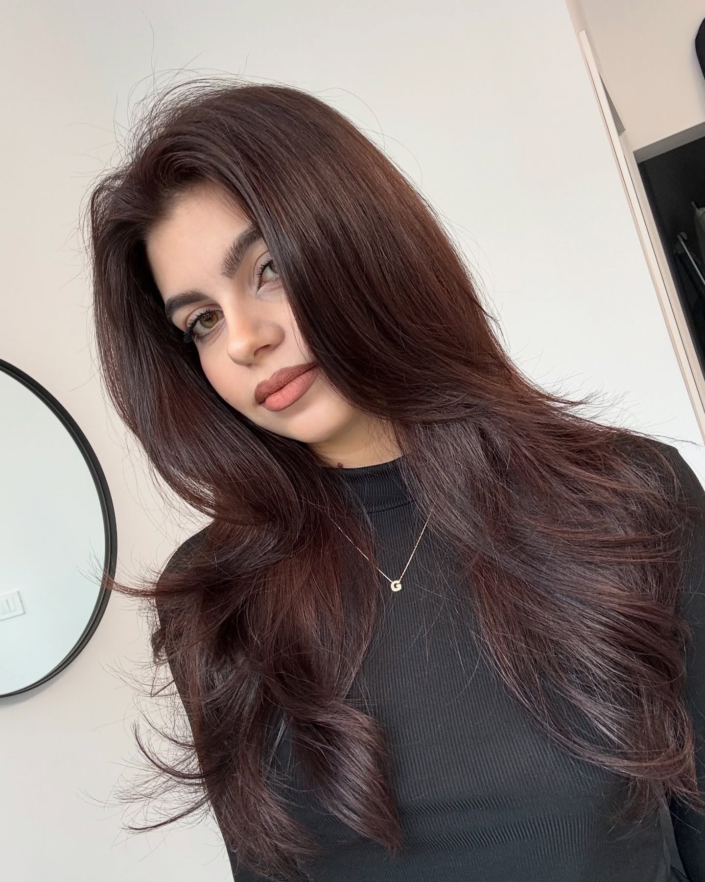 YSL haircut: tunsoarea cu care Kourtney Kardashian setează trendurile lui 2026