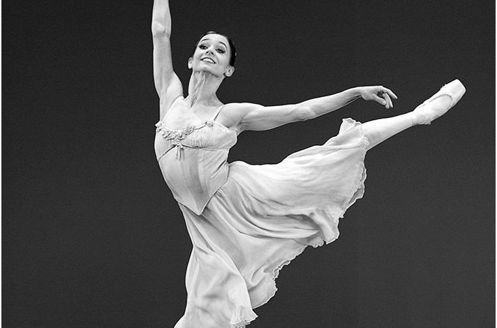 Maria Kochetkova, o stea a baletului mondial, în premieră în România, în cadrul Galei Bucharest International Ballet dedicată lui Constantin Brâncuși.