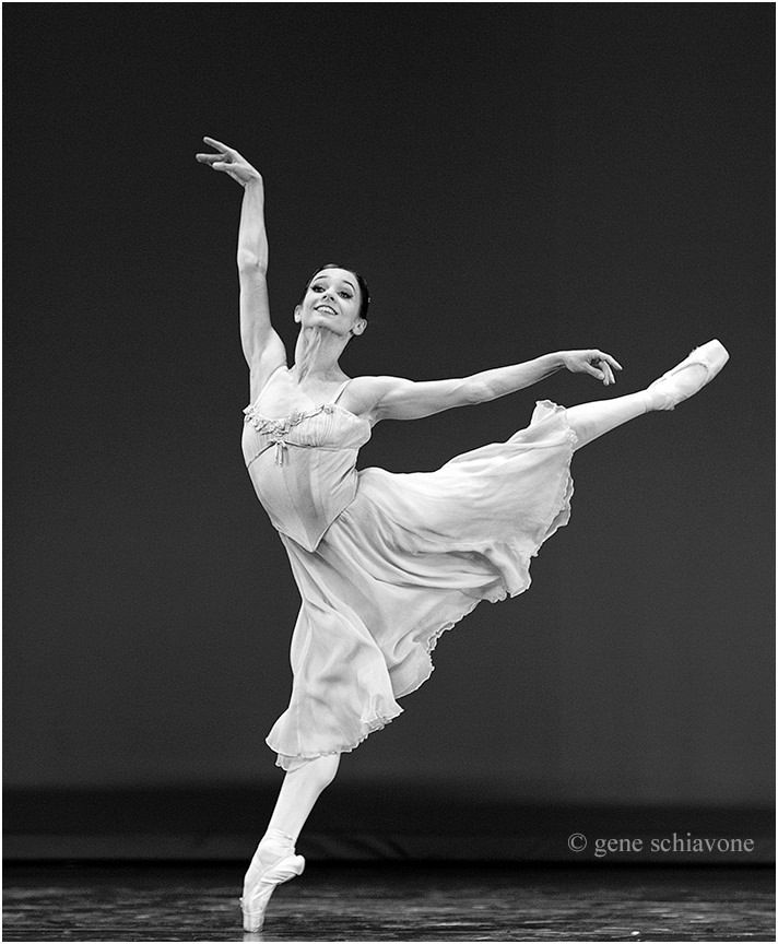 Maria Kochetkova, o stea a baletului mondial, în premieră în România, în cadrul Galei Bucharest International Ballet dedicată lui Constantin Brâncuși.