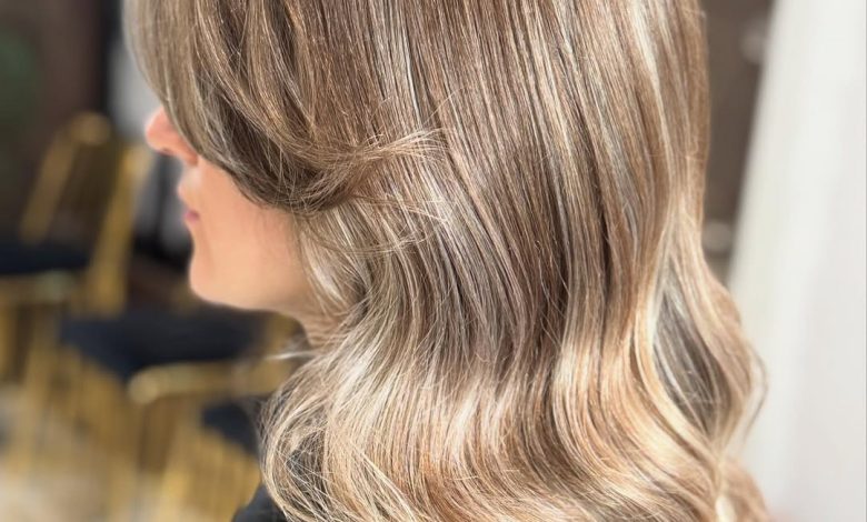 Părul se îngrașă prea repede? Cauze reale și soluții care chiar funcționează