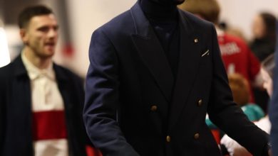ECHIPA MASCULINĂ A CLUBULUI LIVERPOOL FC, ÎMBRĂCATĂ ÎN TOMMY HILFIGER LA MECIUL DIN PREMIER LEAGUE CU NEWCASTLE UNITED