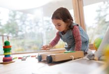 8 jocuri adorate de copii: ce învață ei, de fapt, prin ele?