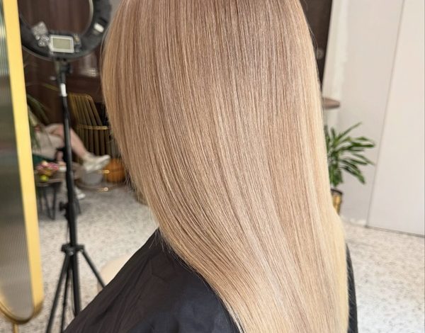 Blond impecabil: ghidul esențial pentru îngrijirea și menținerea culorii