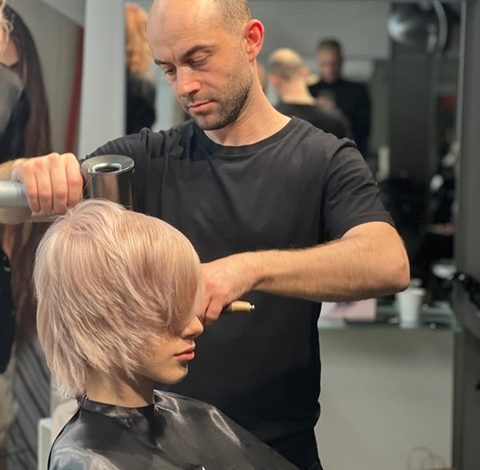 Protecția termică: ritualul invizibil care face diferența în frumusețea părului