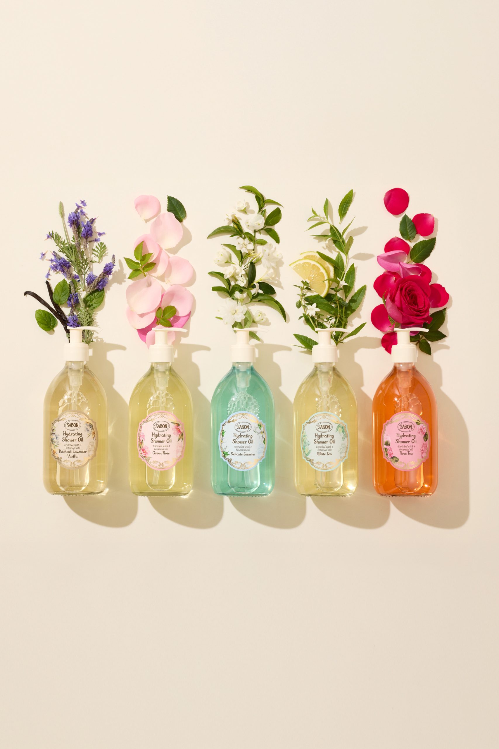 O ploaie de hidratare. Zi după zi! NOUA GENERAȚIE DE ULEIURI DE DUȘ