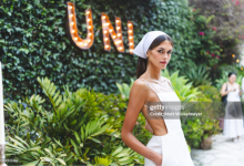 Kaia Gerber, îmbrăcată în Calvin Klein Collection la petrecerea Summer Uni Party